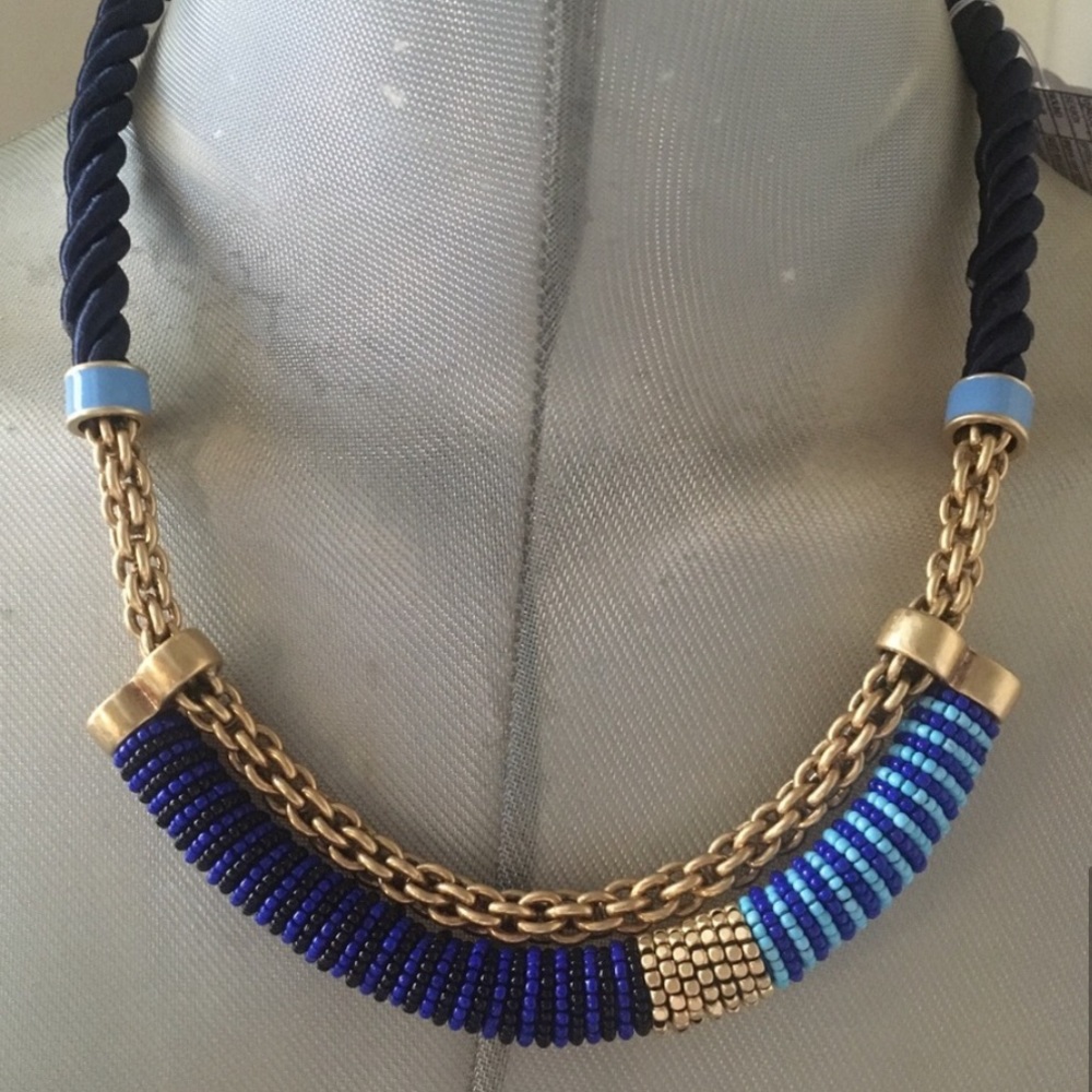 :: Stella & Dot Marine Hand Beaded Necklace - Picture 10 of 11